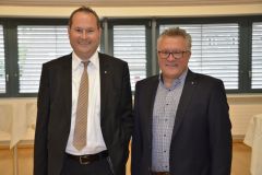 Der neue Gemeindepräsident Walter Bieri mit seinem Vize Matthias Mundwiler