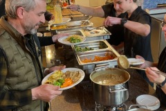 Feines Essen von Dolores und Hansueli mit Team