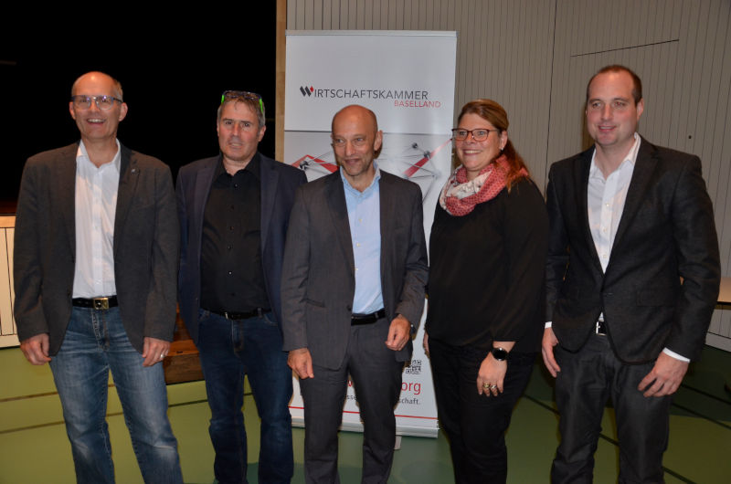 Daniel Bloch mit dem Vorstand des GIV